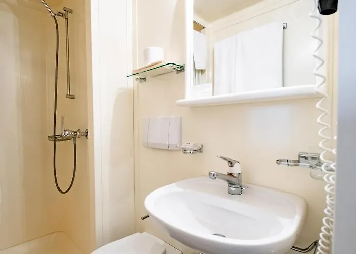 Restaurant Bad Gutenburg Hotel 2*